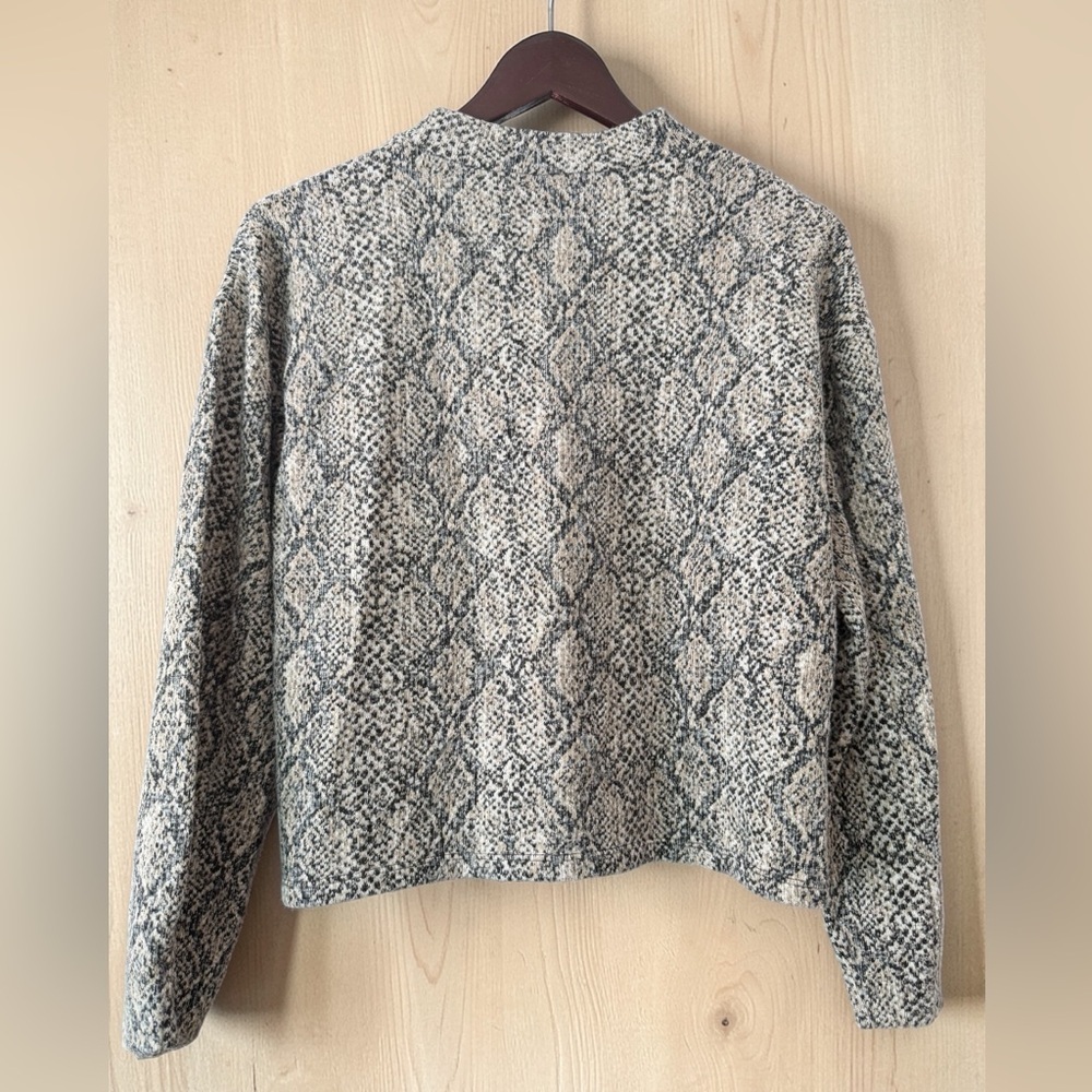 Zara Cream & Gray Textured Crewneck Sweater - Picture 2 of 3